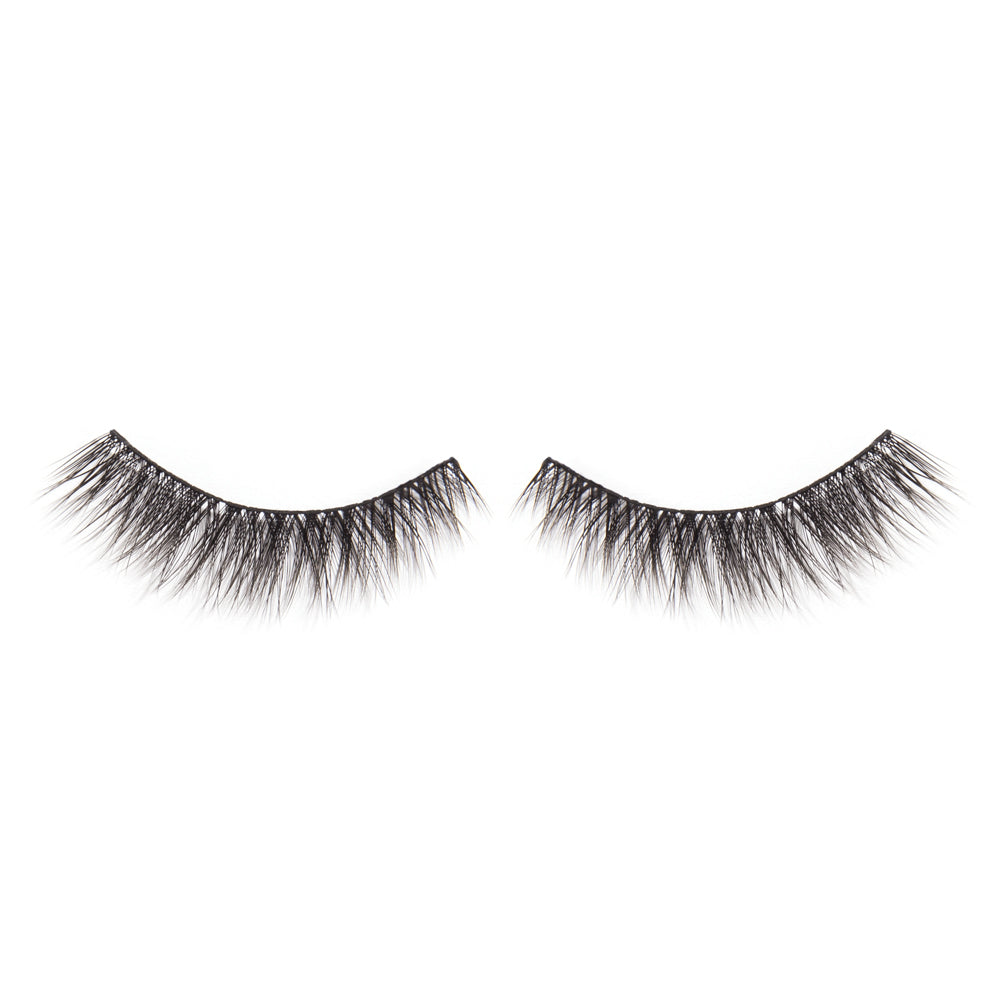Teacup Korean Silk Lashes in Debbie