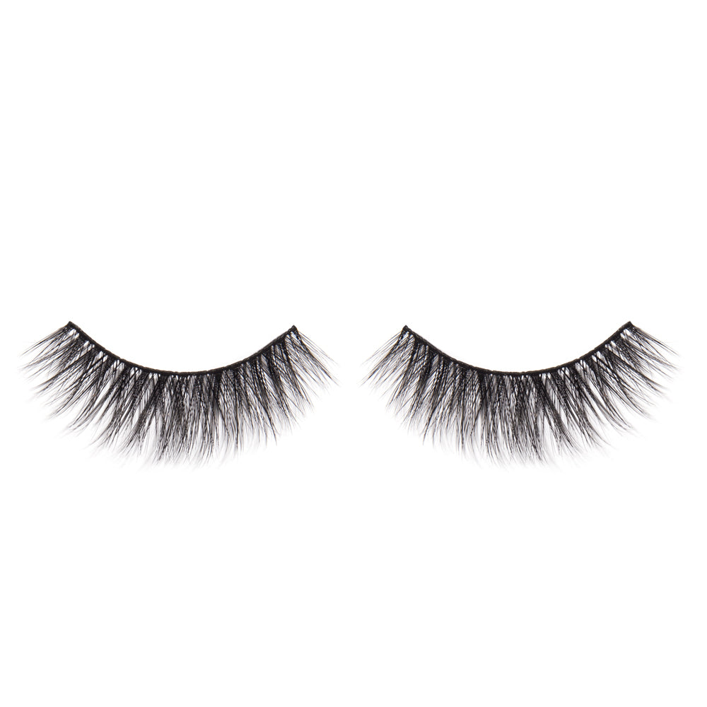 Teacup Korean Silk Lashes in Silvi