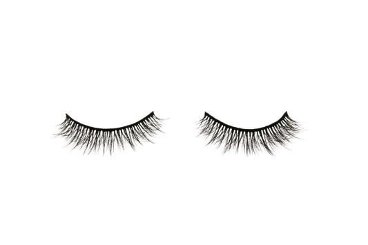 TRACI Soft-to-Statement Faux Lashes | Teacup Cosmetics
